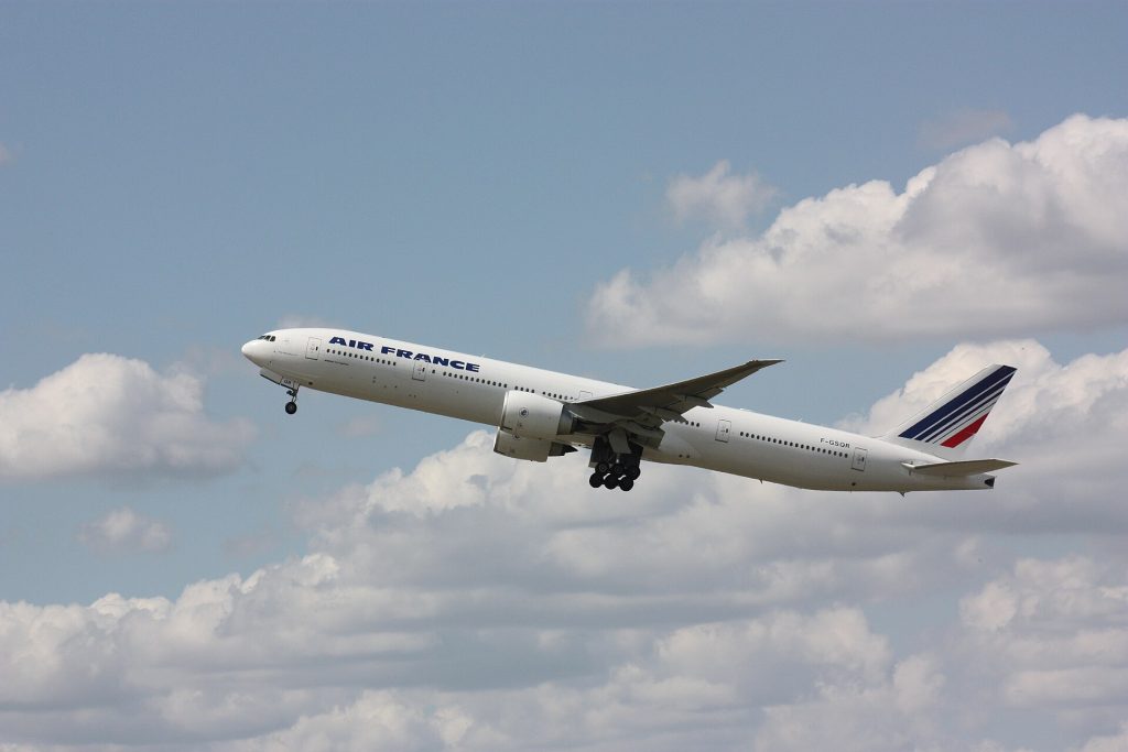 Un Boeing 777-300ER d'Air France au décollage