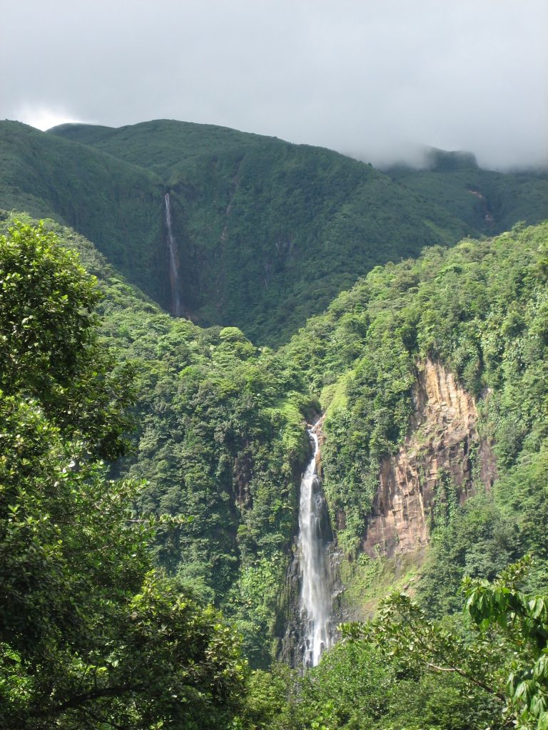 Les chutes du Carbet dans la forêt de la Basse-Terre