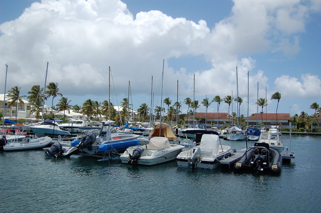 Les bateaux de la marina de Saint-François, au sud-est de la Grande-Terre